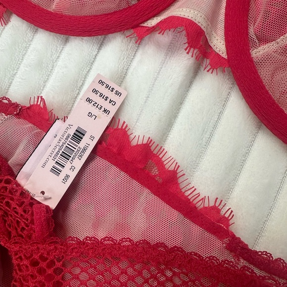 Victoria's Secret Dream Angels Unlined Demi Lace Bra Set - Picture 10 of 10